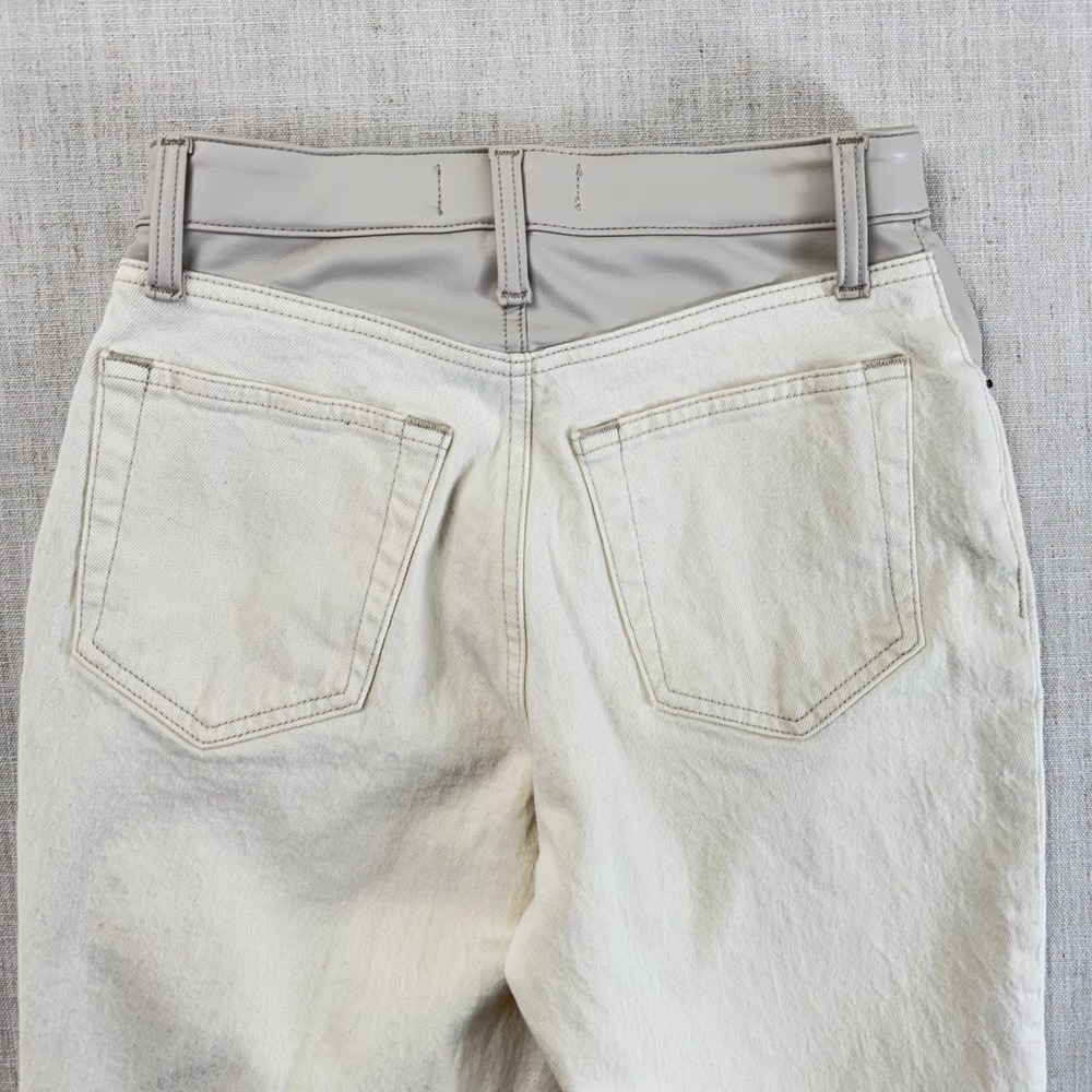 Abercrombie Curve Love 90s Straight Jeans 27 4Short Ivory Faux Leather High Rise - Picture 4 of 16